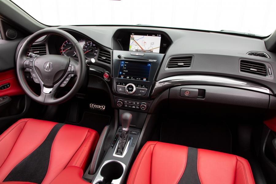 Торпедо Acura ILX A-Spec 2018 года  (фото 50 из 52)